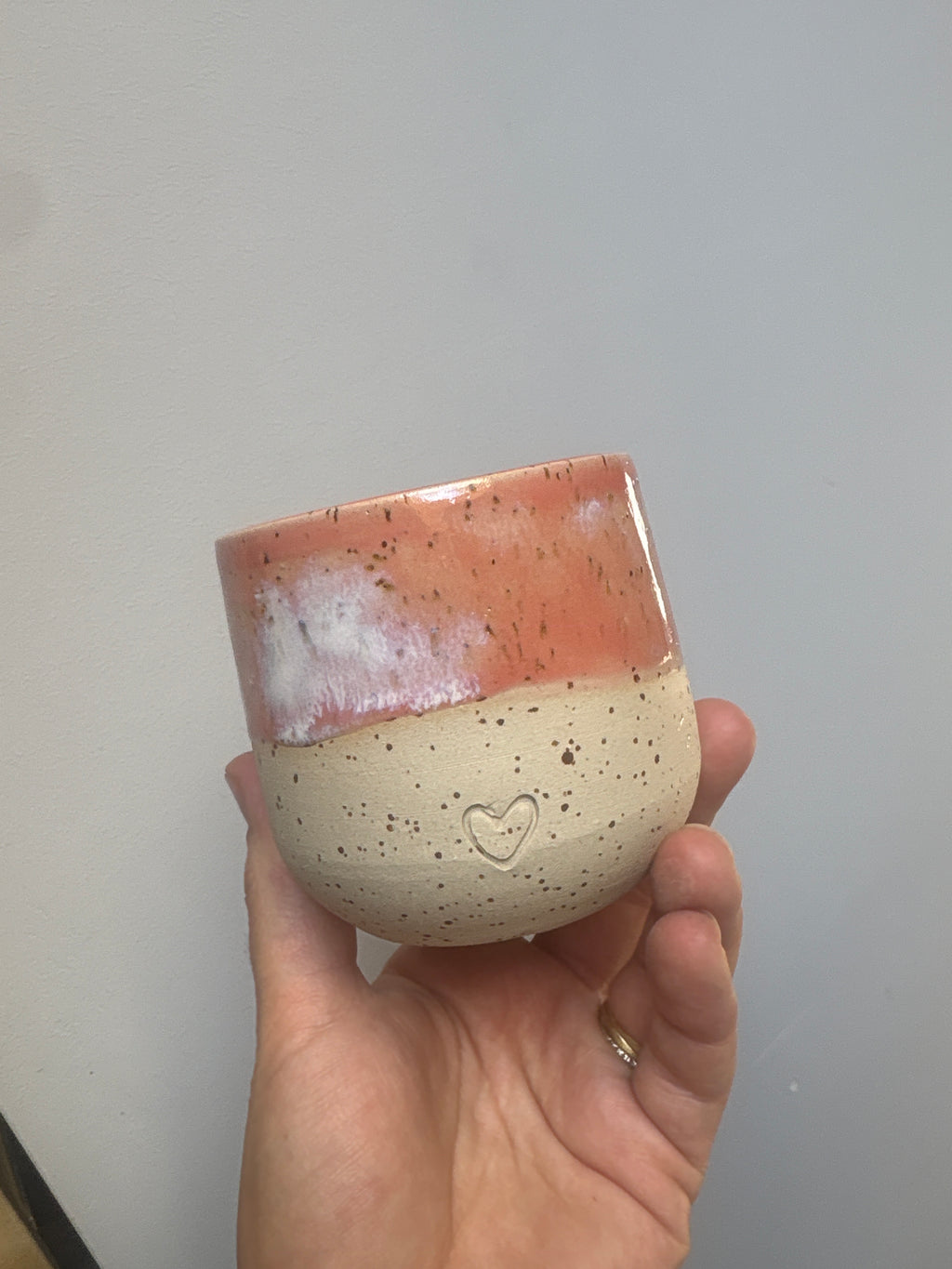 Tasse à café  sans anse rose  - Maman -