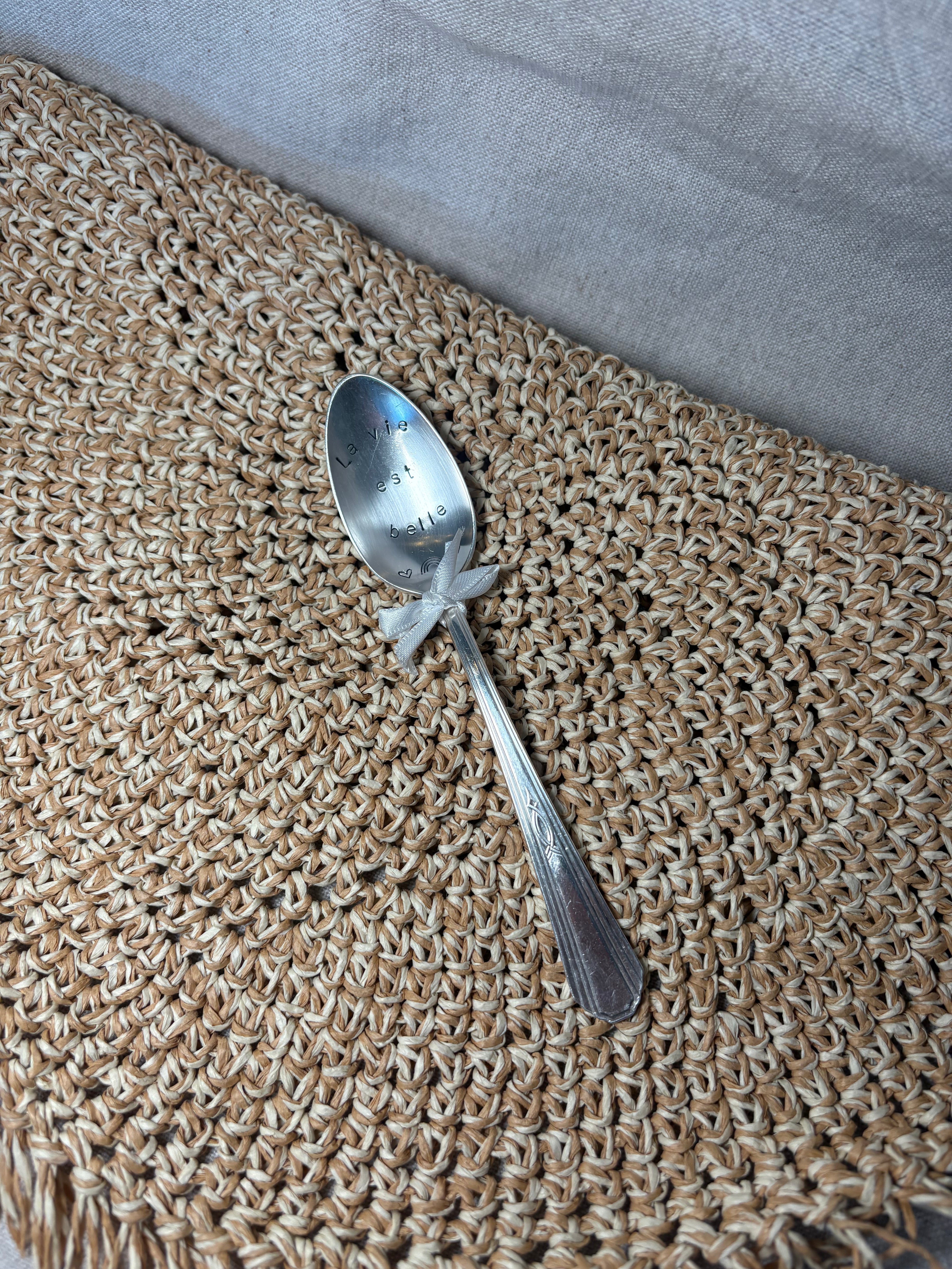 Cuillère un café et un bisou